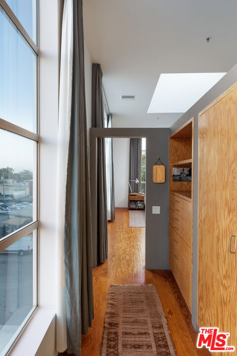 1643 12th St Unit: 2