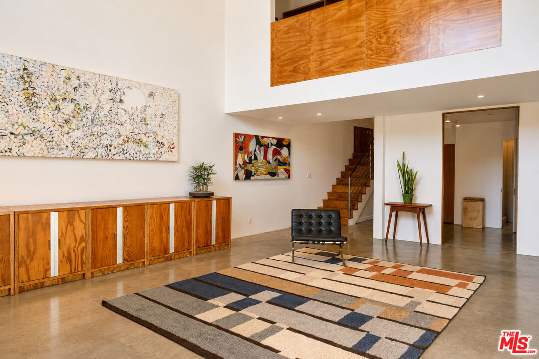 1643 12th St Unit: 2