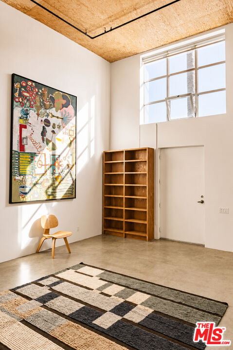 1643 12th St Unit: 2