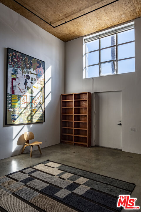 1643 12th St Unit: 2