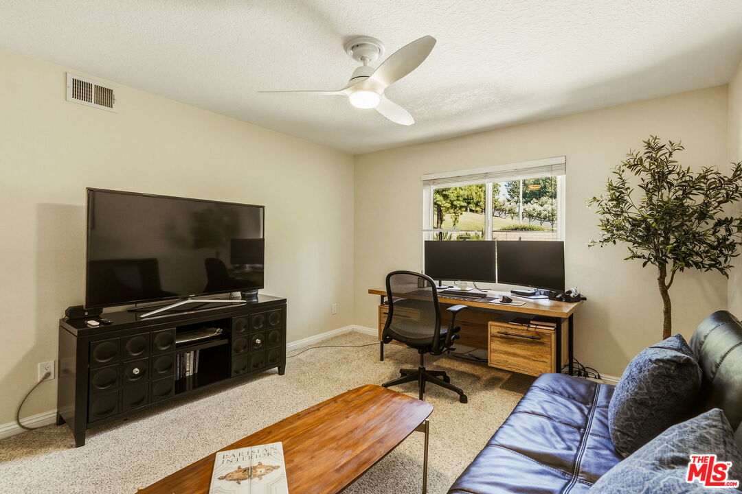 7262 Elmsbury Ln
