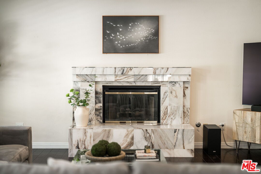 7262 Elmsbury Ln