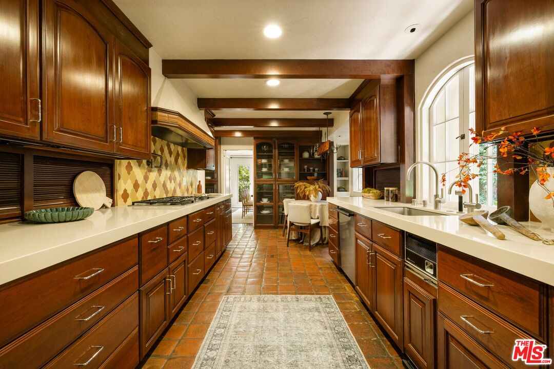 159 N Cliffwood Ave