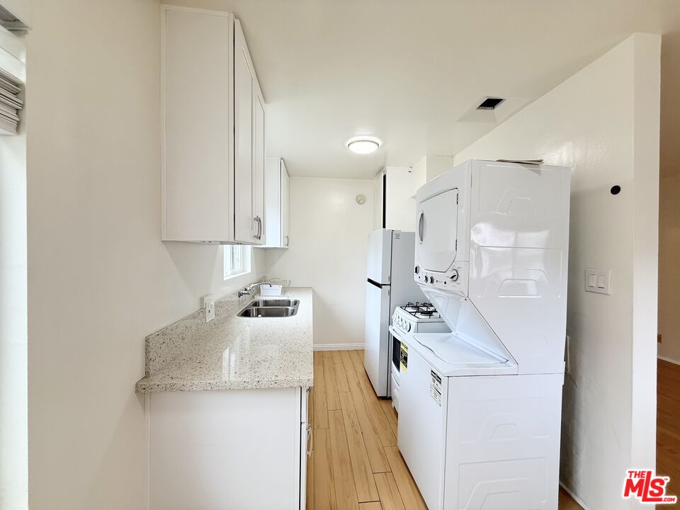 630 N Westbourne Dr Unit: A