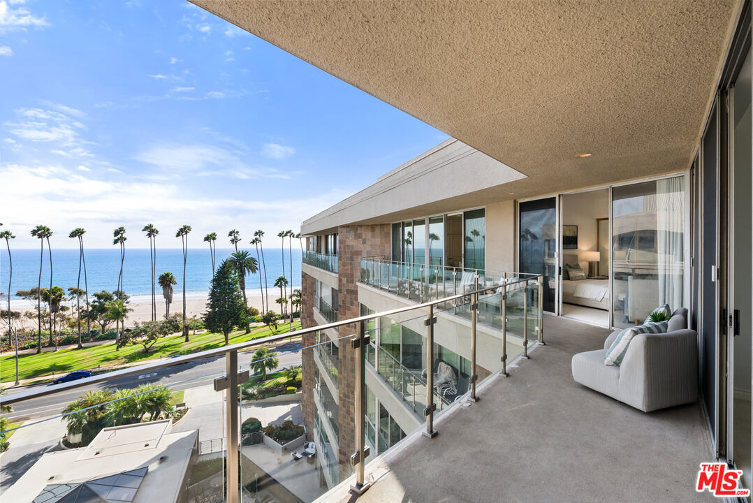 515 Ocean Ave Unit: NPH B