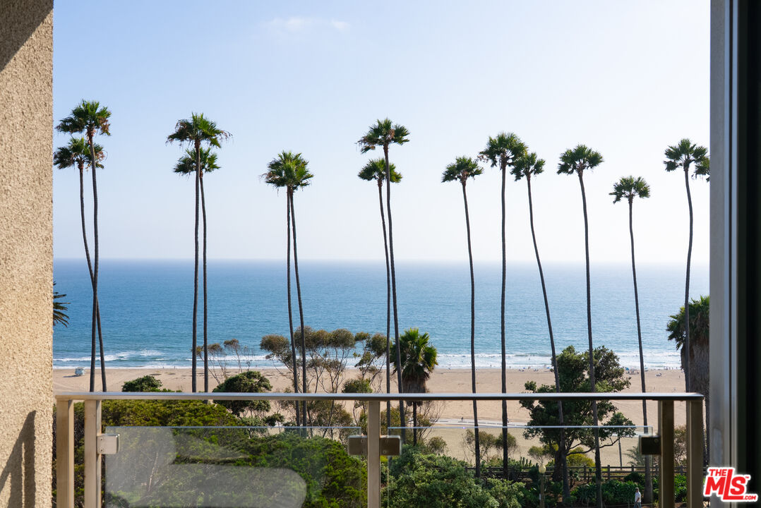 515 Ocean Ave Unit: 701S