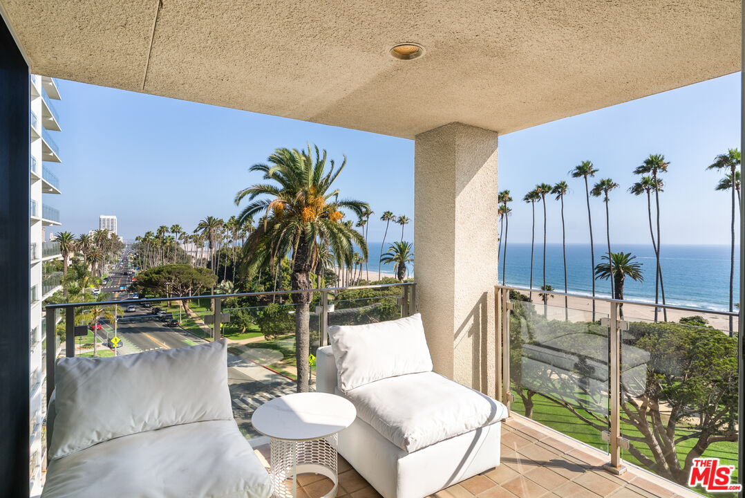 515 Ocean Ave Unit: 701S