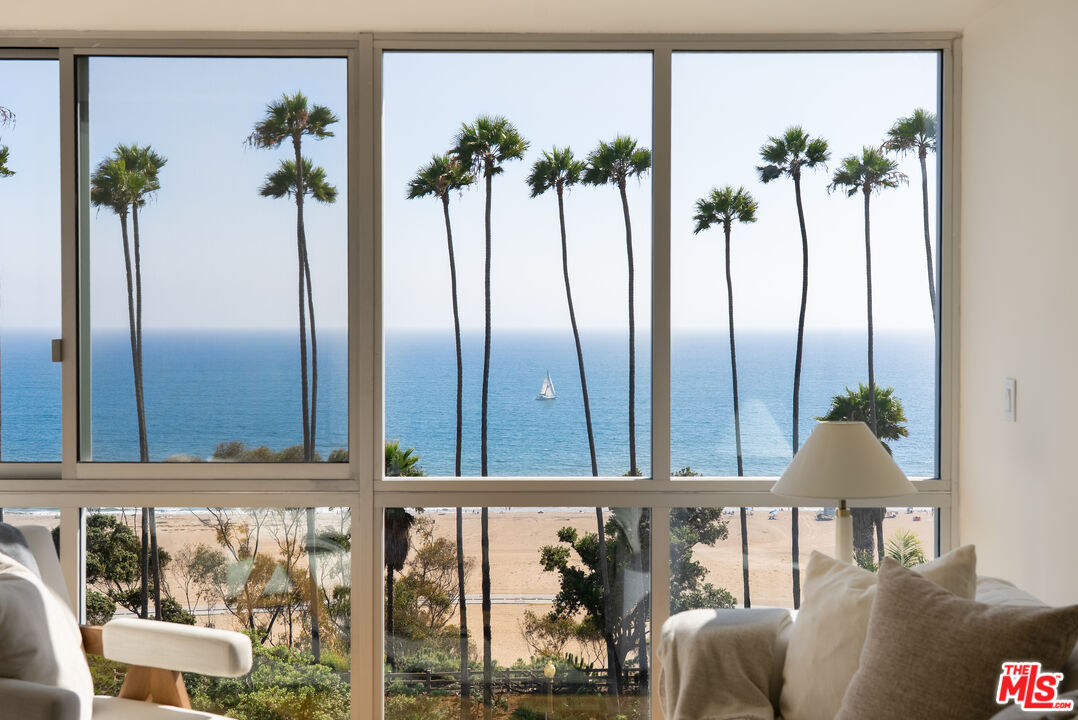 515 Ocean Ave Unit: 701S