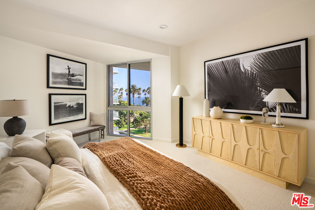 515 Ocean Ave Unit: 701S