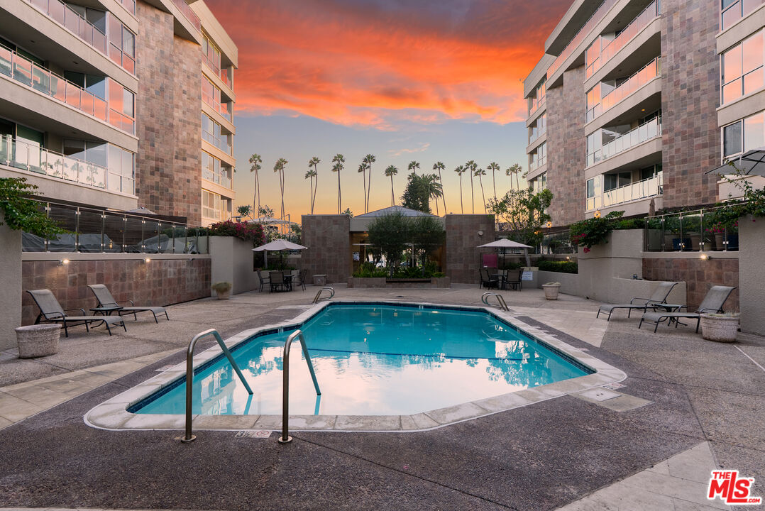 515 Ocean Ave Unit: 701S