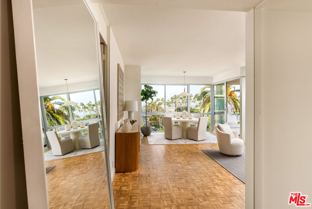 515 Ocean Ave Unit: 701S