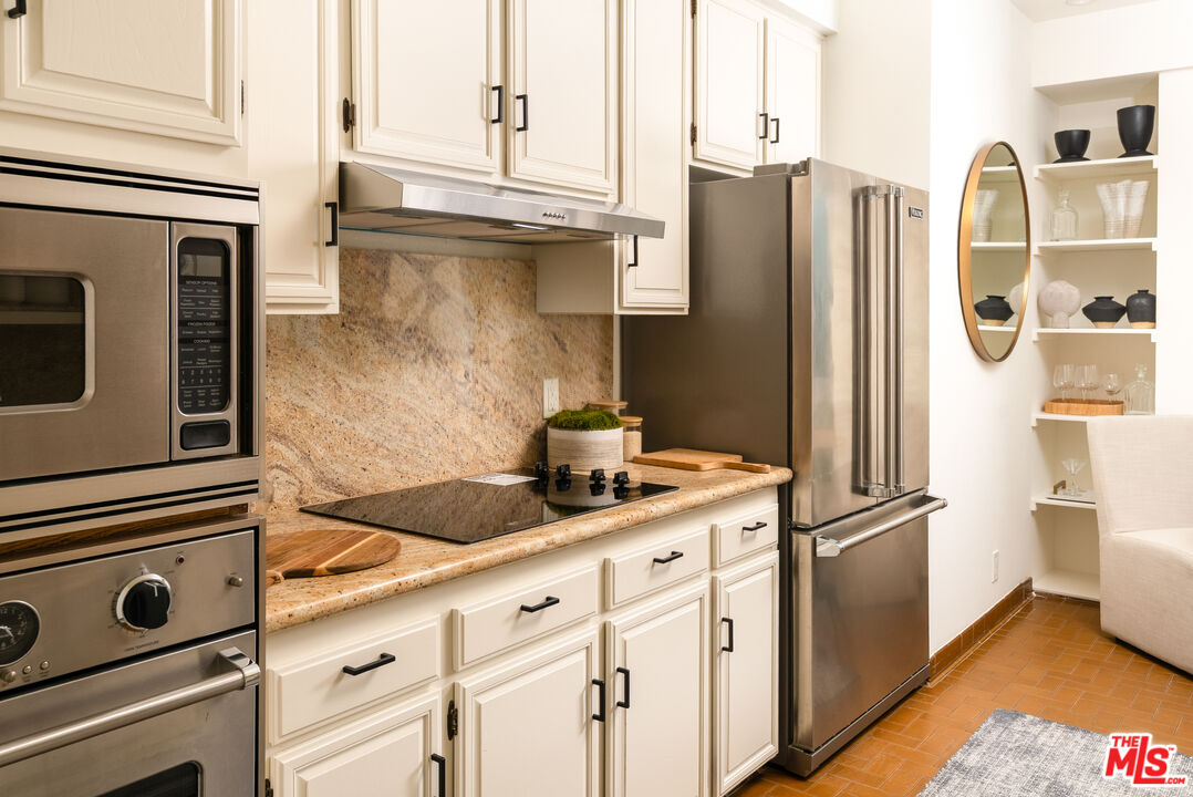 515 Ocean Ave Unit: 701S