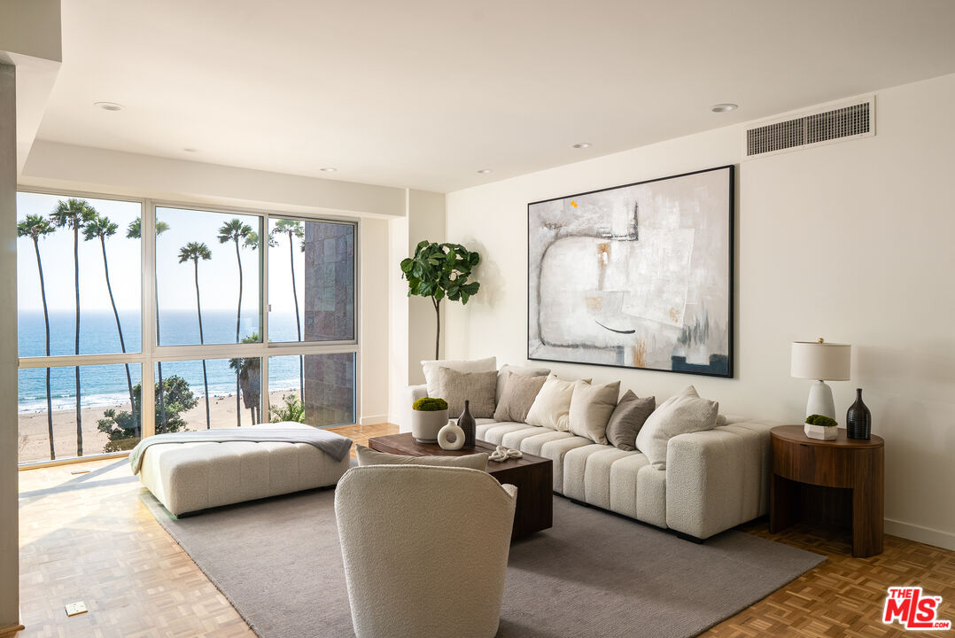 515 Ocean Ave Unit: 701S