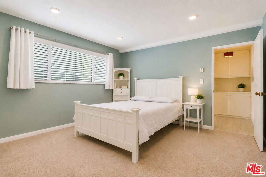 404 San Vicente Blvd Unit: 204