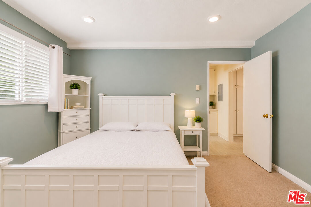 404 San Vicente Blvd Unit: 204