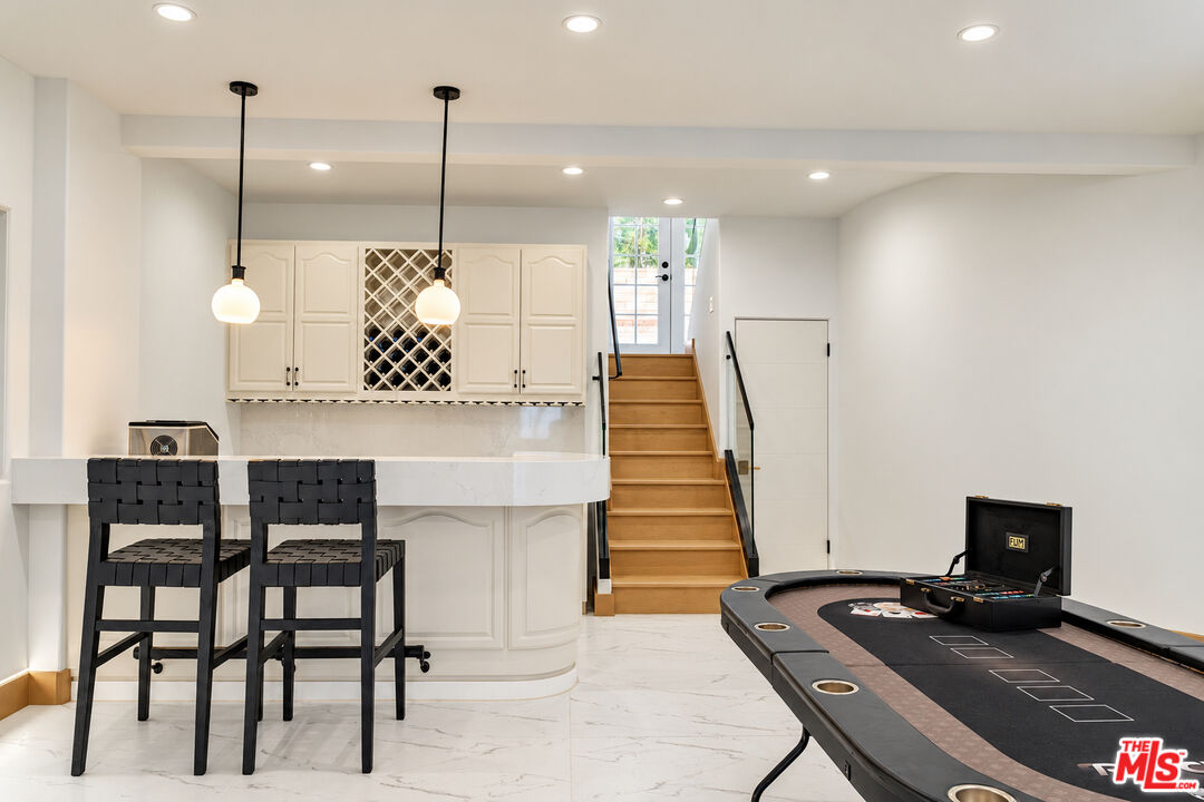 147 Napoleon St