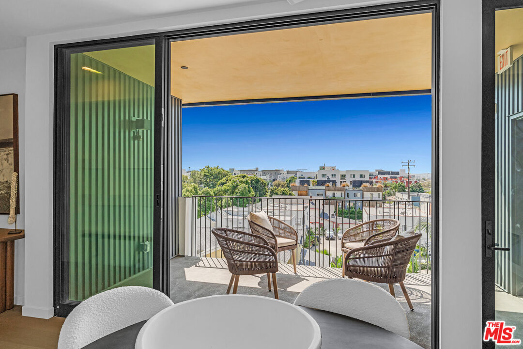 1257 N Detroit St Unit: 401