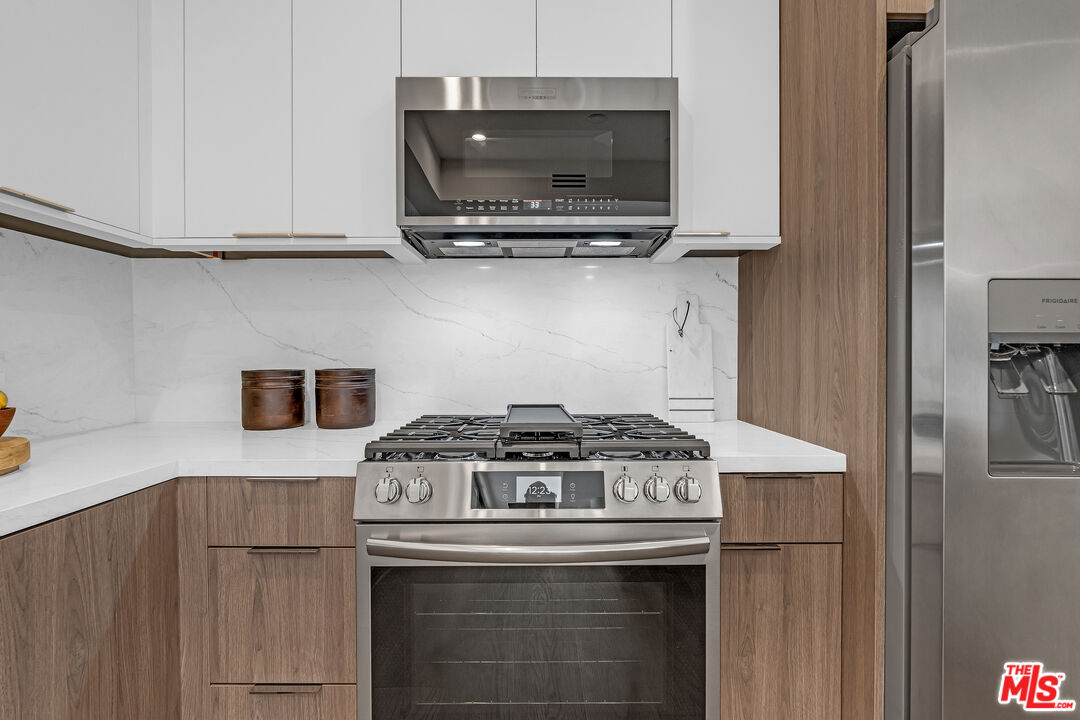 1257 N Detroit St Unit: 401