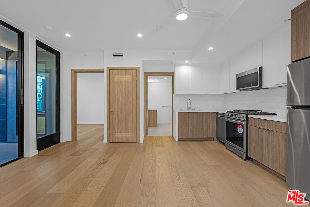 1257 N Detroit St Unit: 103