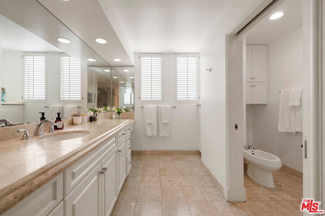 951 Ocean Ave Unit: 102