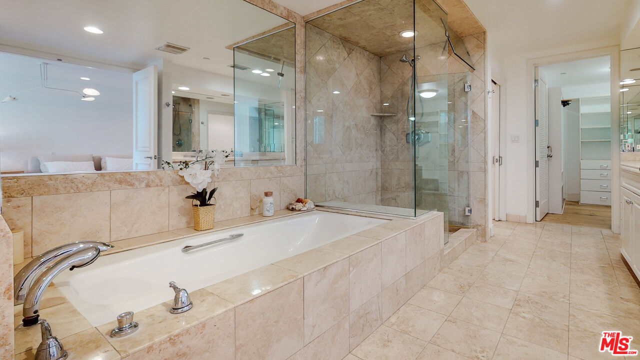951 Ocean Ave Unit: 102