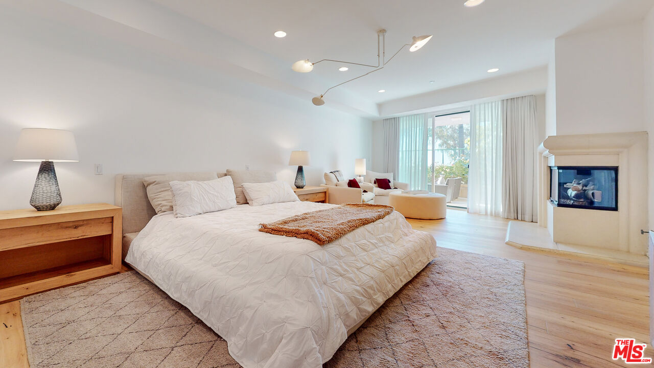 951 Ocean Ave Unit: 102
