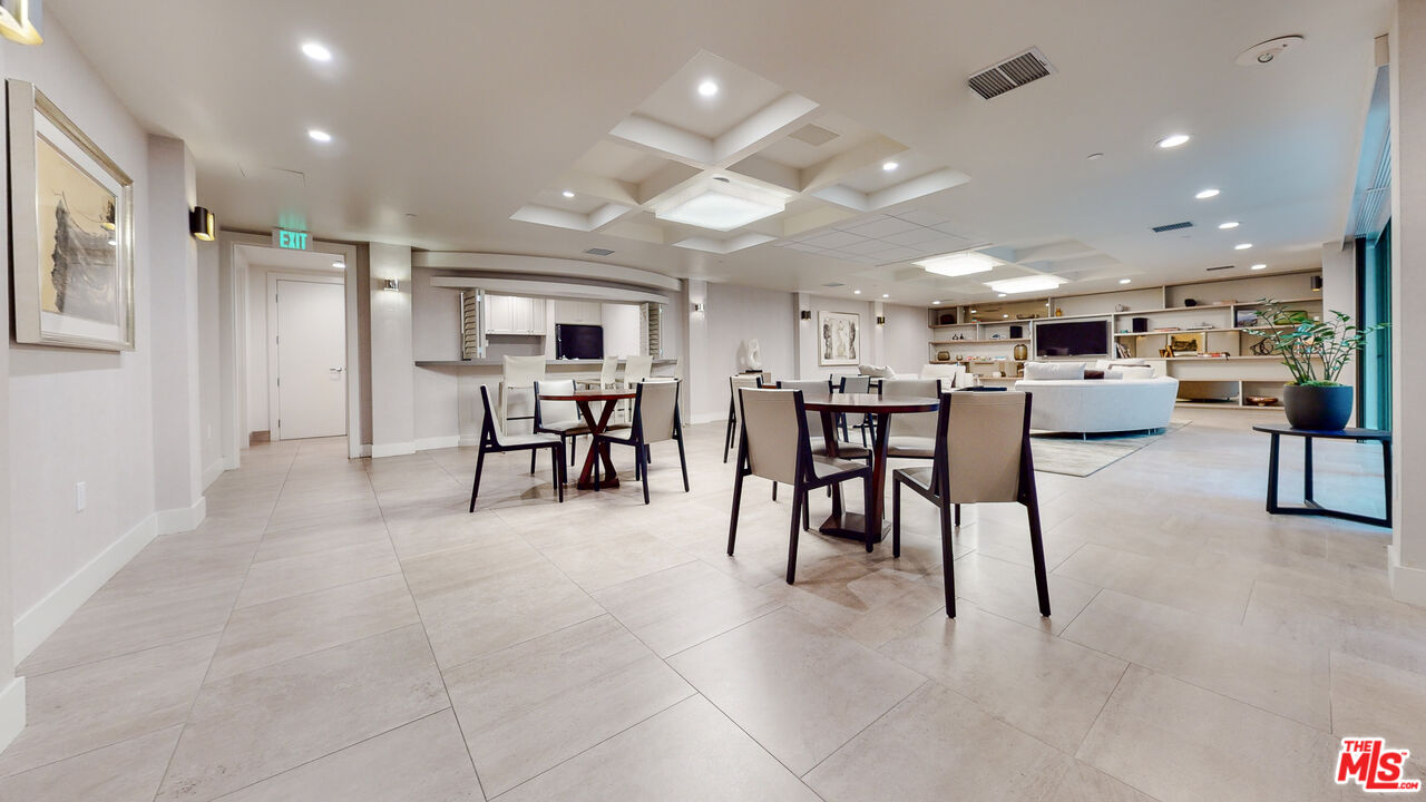 951 Ocean Ave Unit: 102
