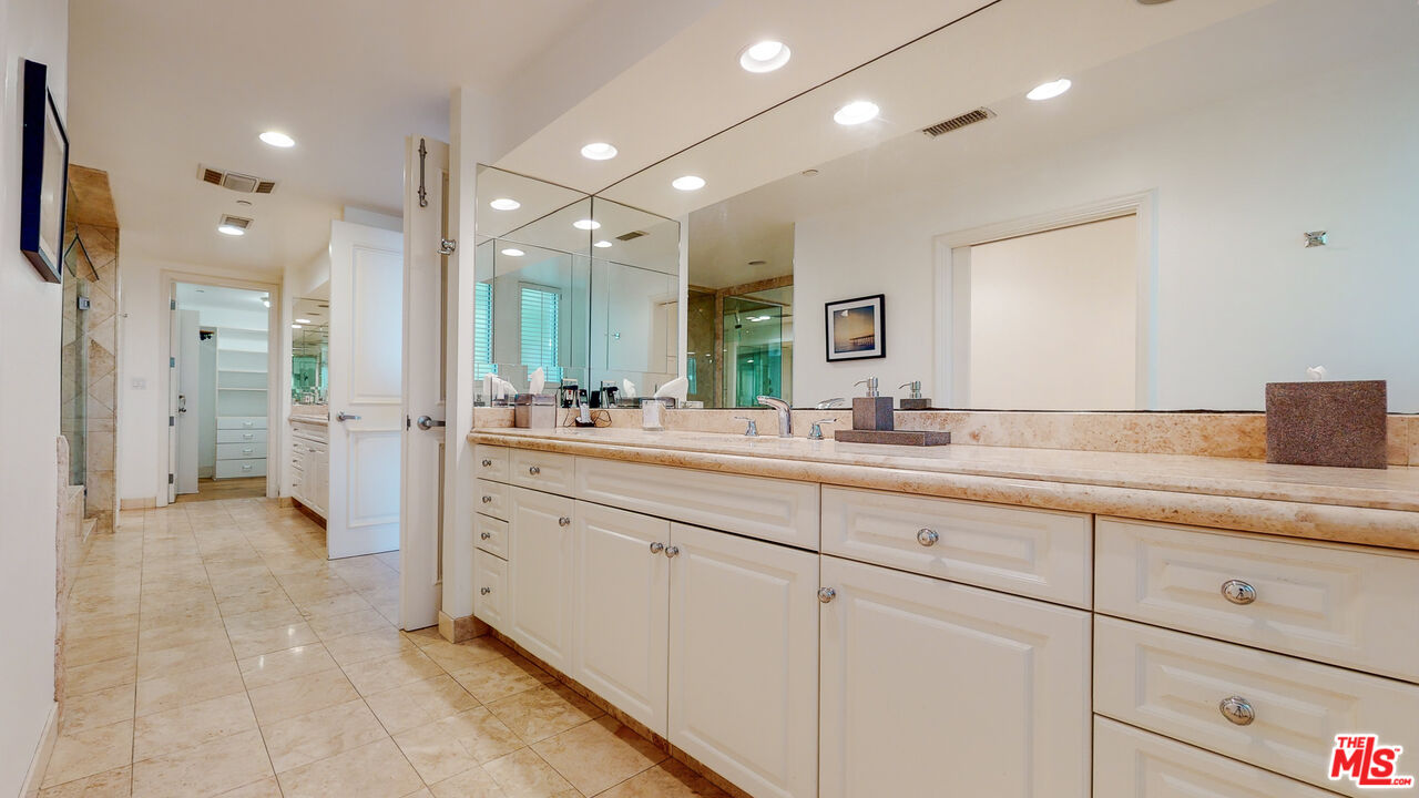 951 Ocean Ave Unit: 102