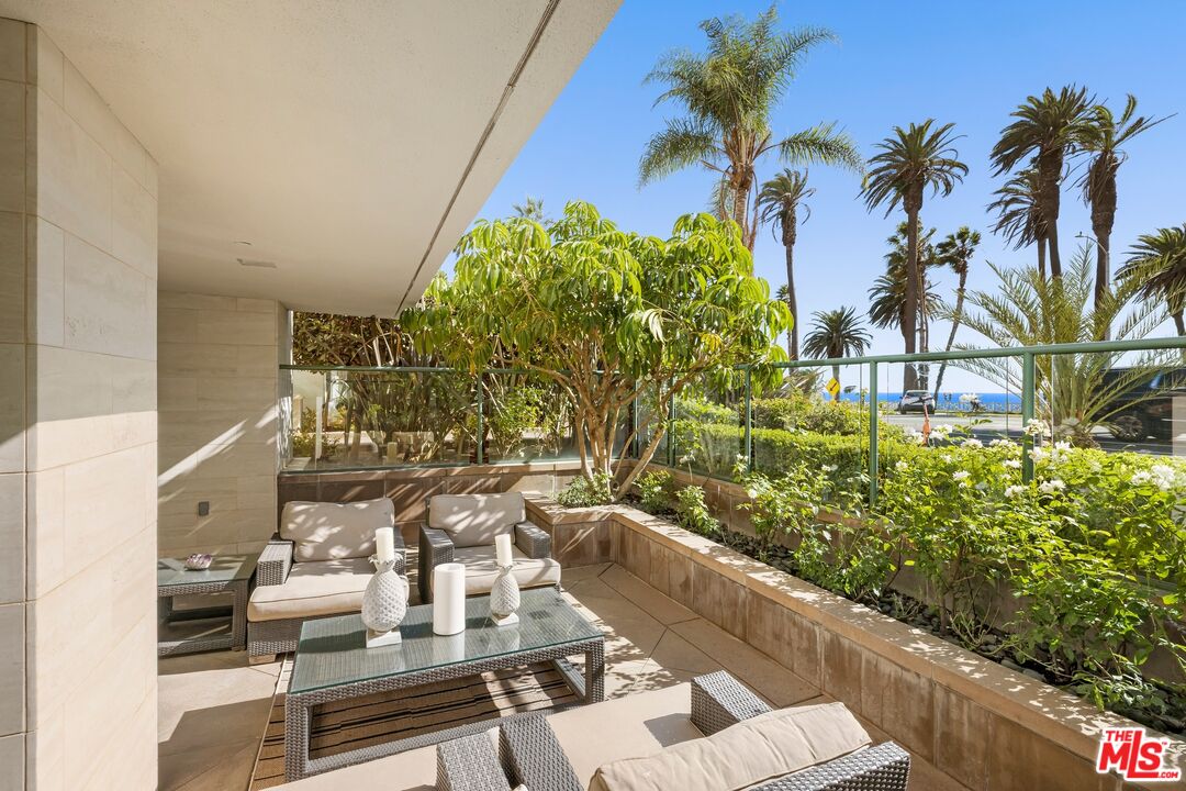 951 Ocean Ave Unit: 102