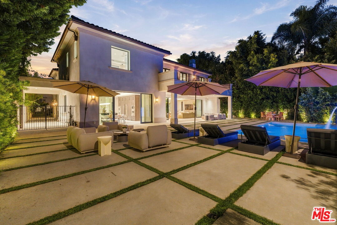 509 N Elm Dr