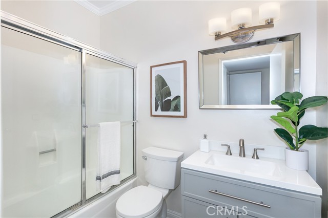 817 10th ST Unit: 104