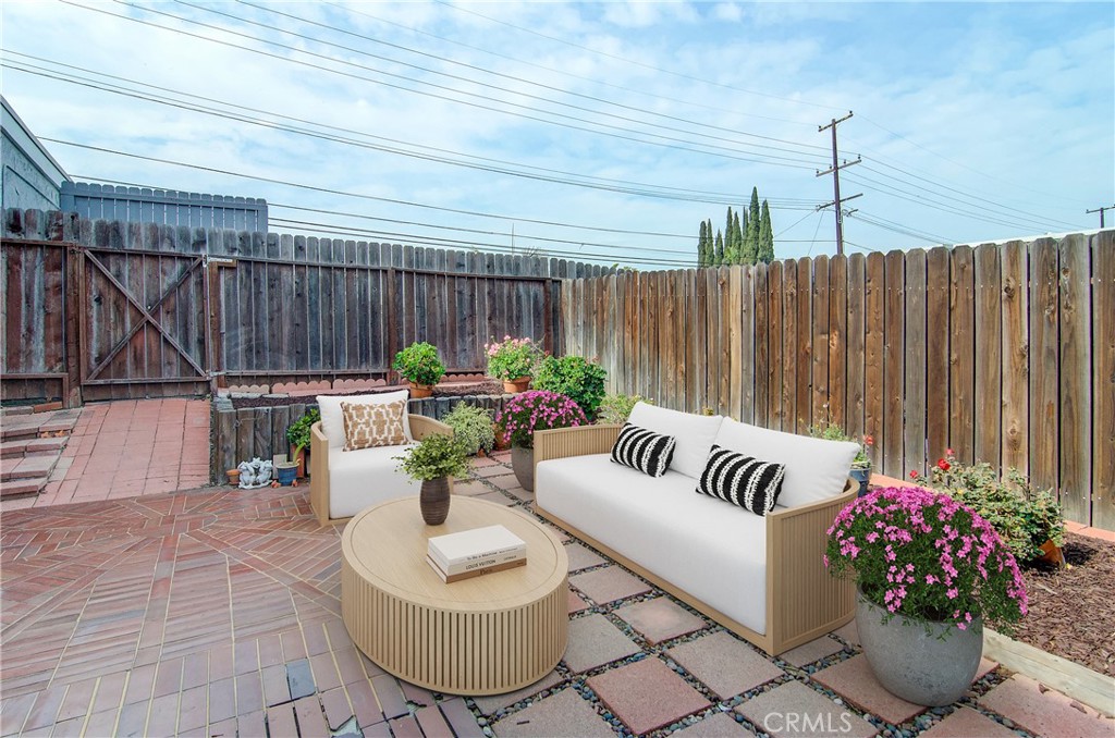 203 N Kodiak Street D