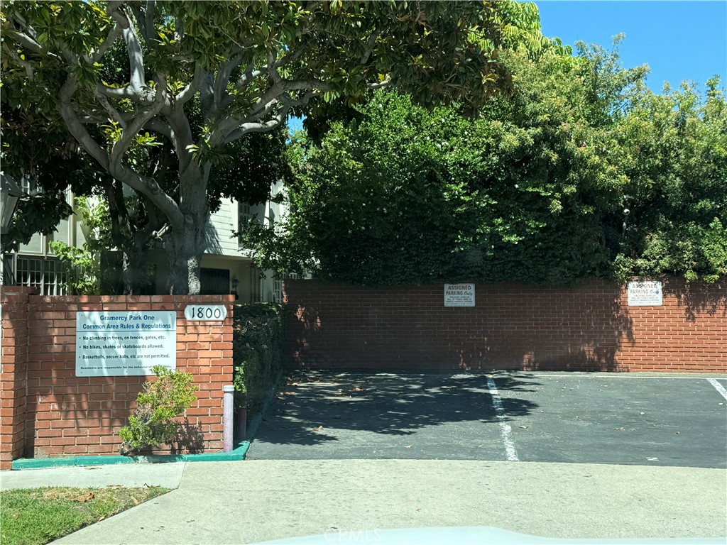 1800 W Gramercy Avenue 22