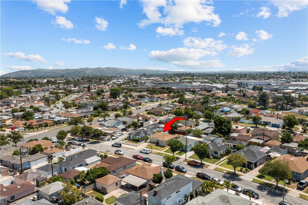 2013 W Hereford Drive