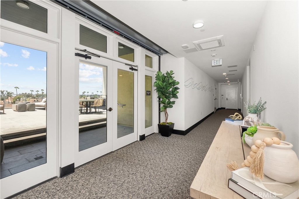 414 Main Street 200