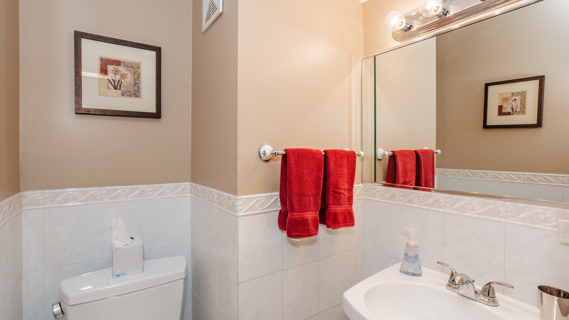 245 S Oak Park Avenue Unit: D
