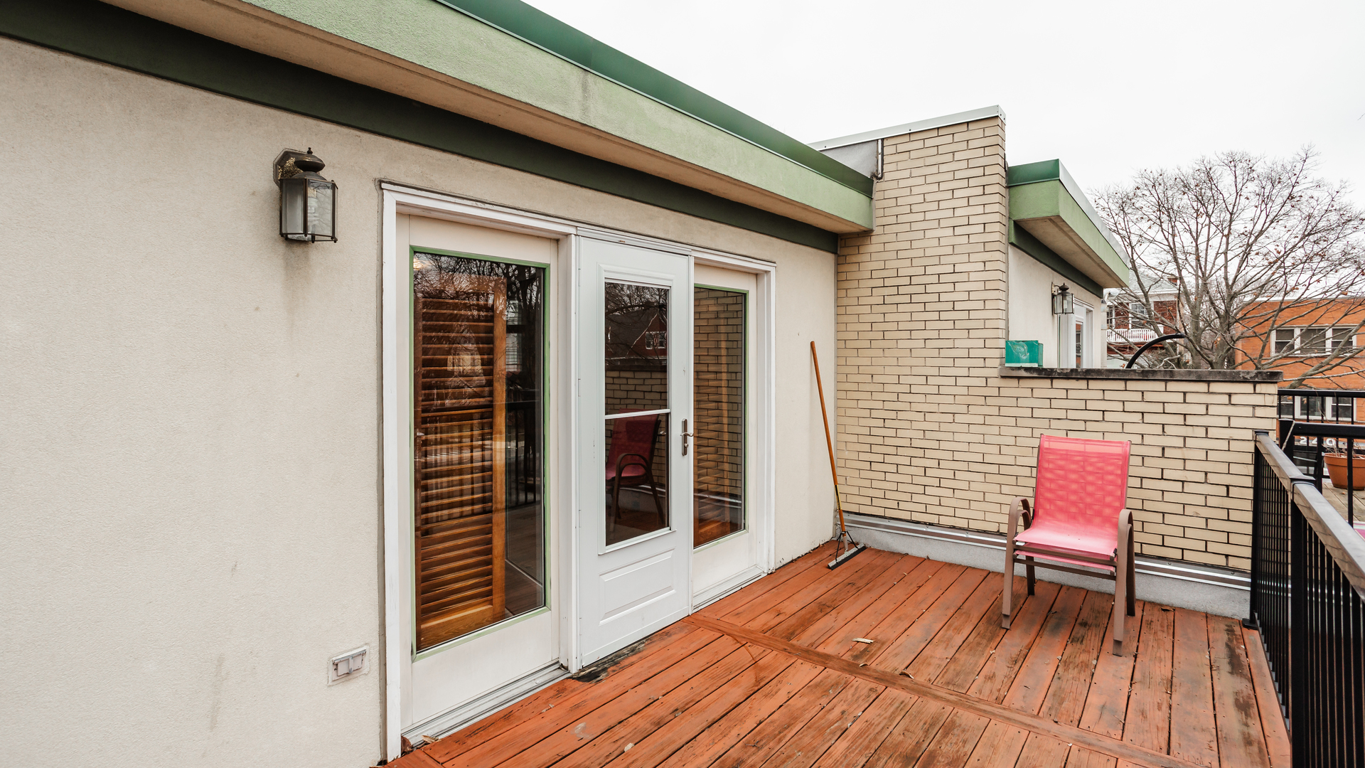 245 S Oak Park Avenue Unit: D