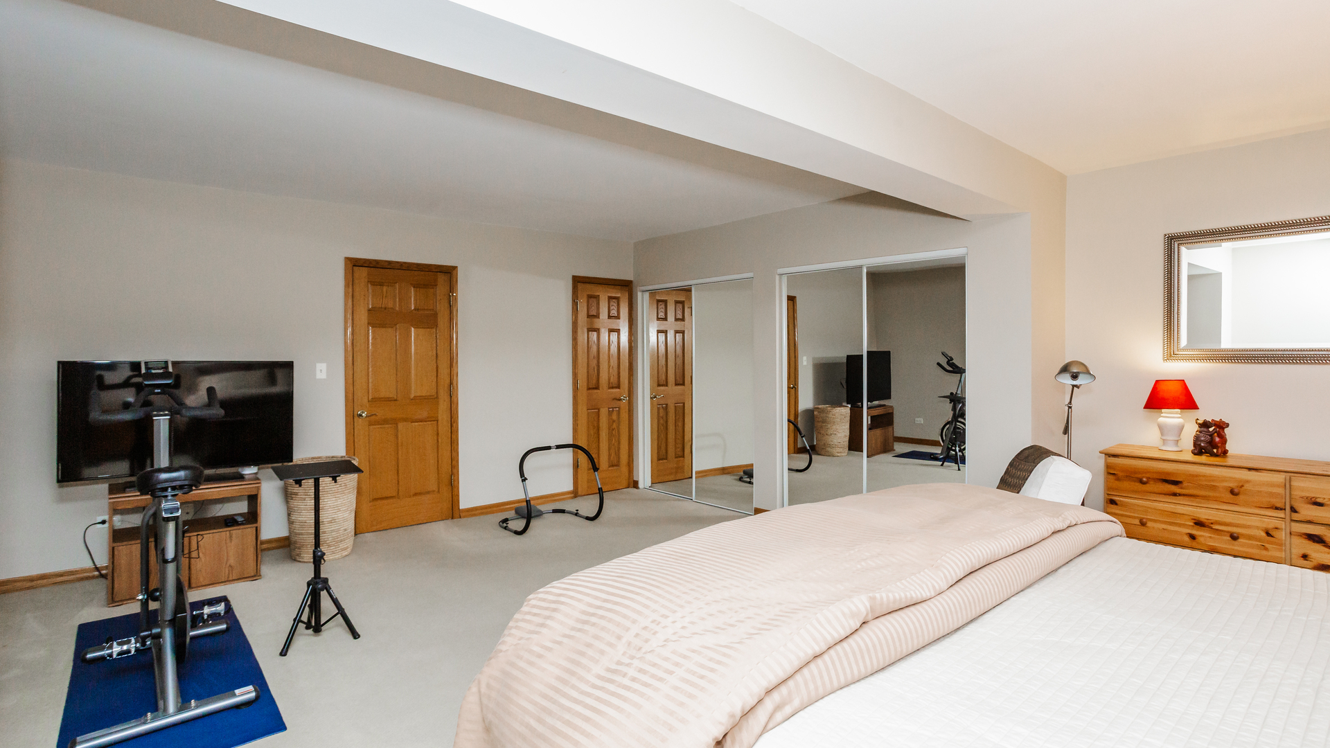 245 S Oak Park Avenue Unit: D