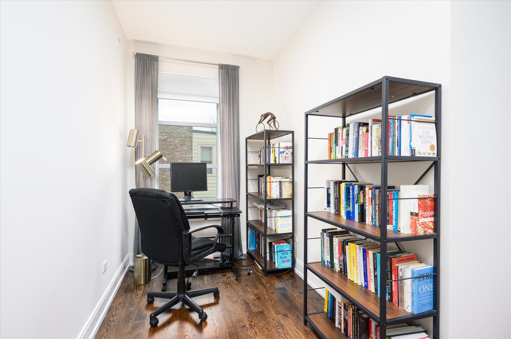 1133 Chicago Avenue Unit: 3W