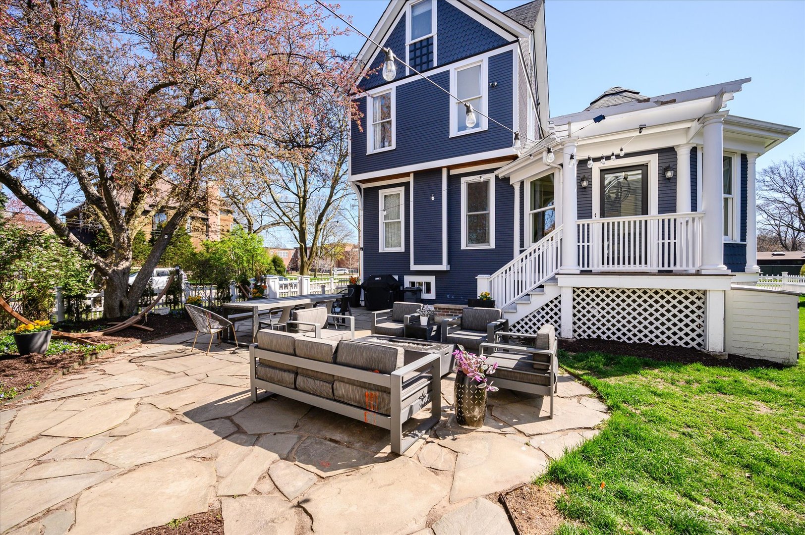632 Lathrop Avenue