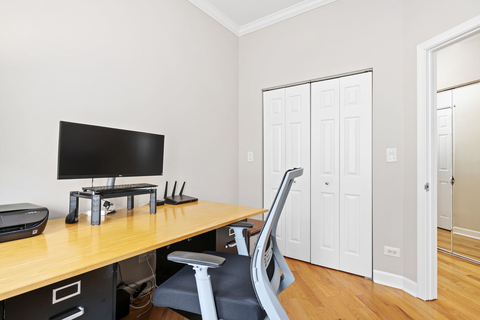 1435 N Rockwell Street Unit: 3