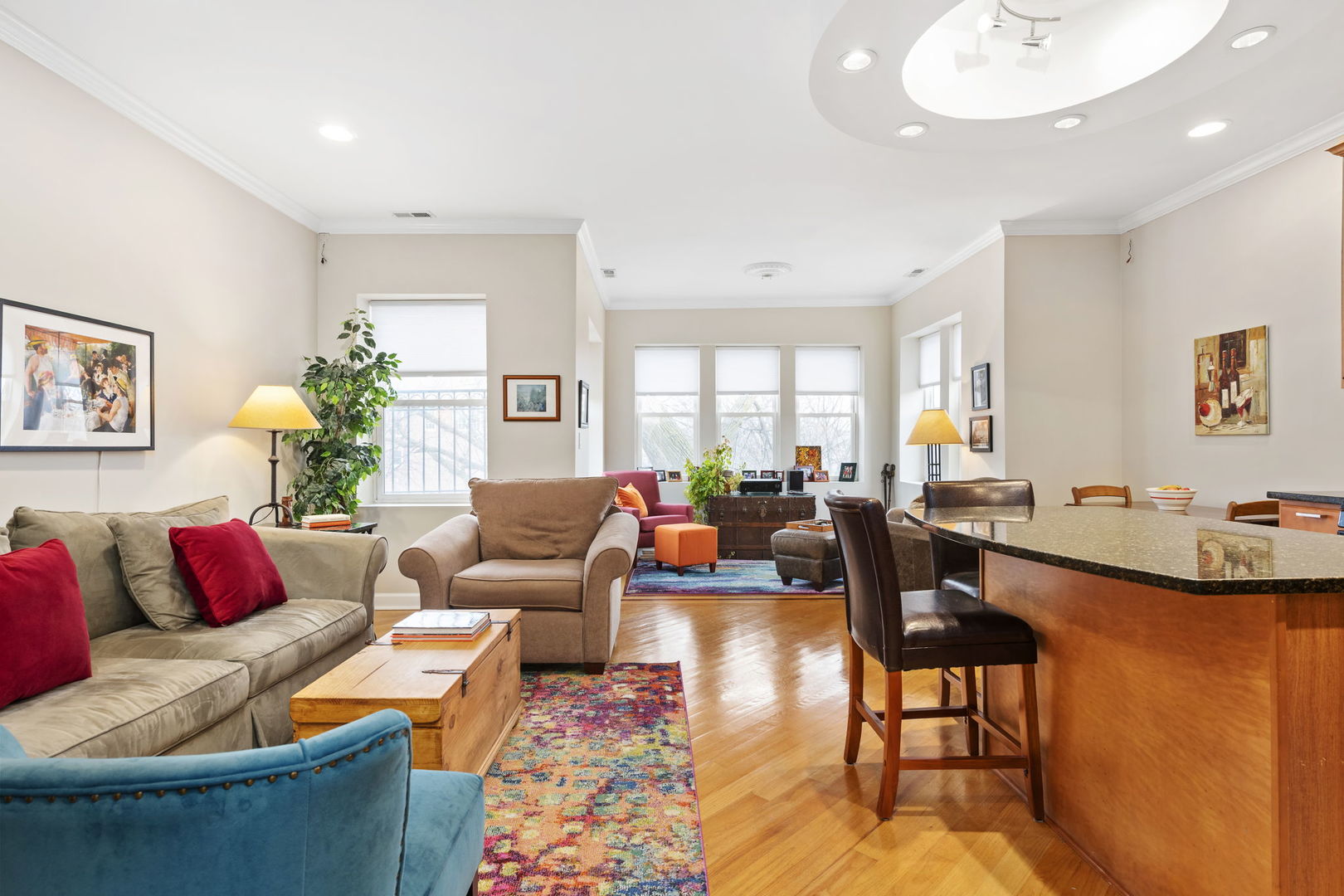 1435 N Rockwell Street Unit: 3
