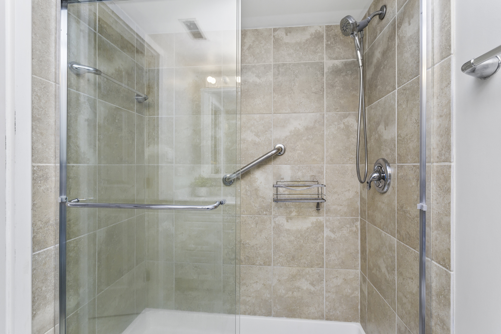 221 N Kenilworth Avenue Unit: 310