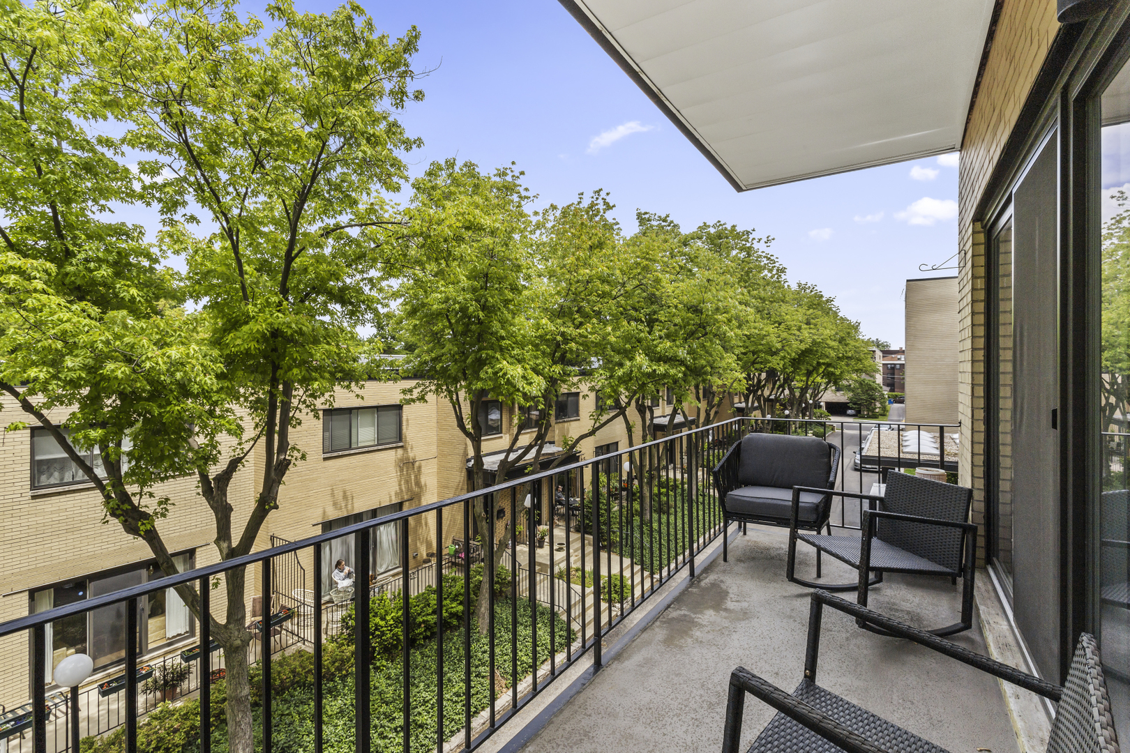 221 N Kenilworth Avenue Unit: 310