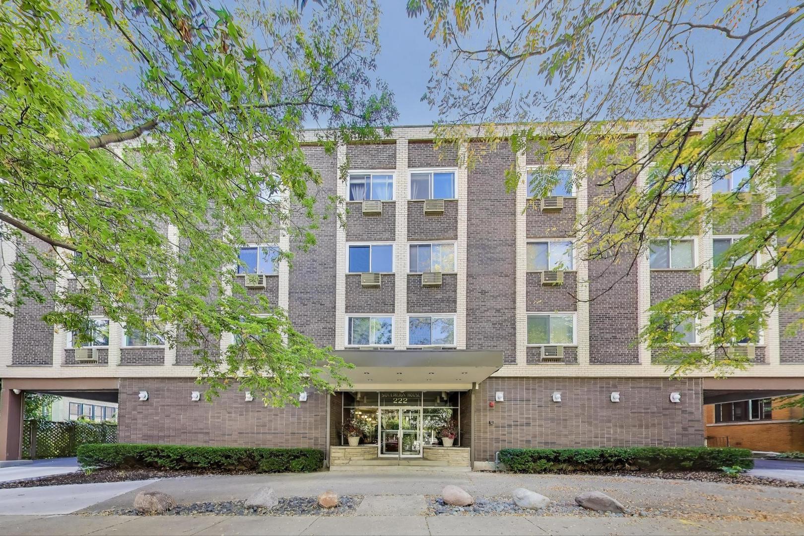 222 N Grove Avenue Unit: 2D