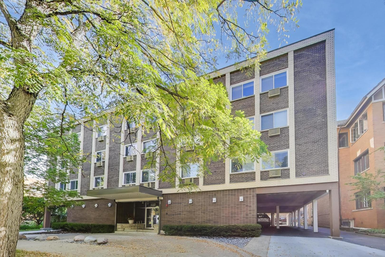 222 N Grove Avenue Unit: 2D