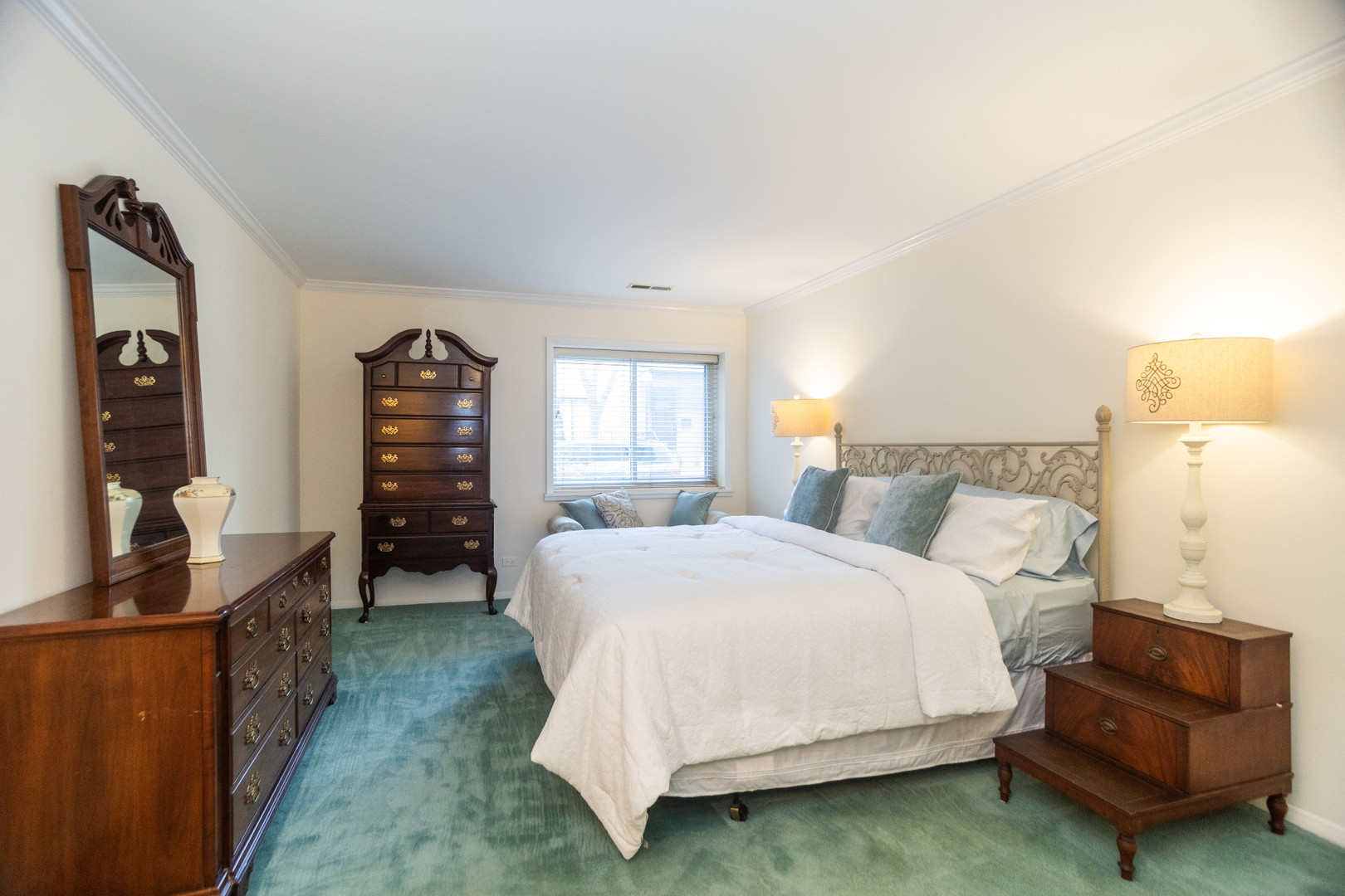 221 N Kenilworth Avenue Unit: 109