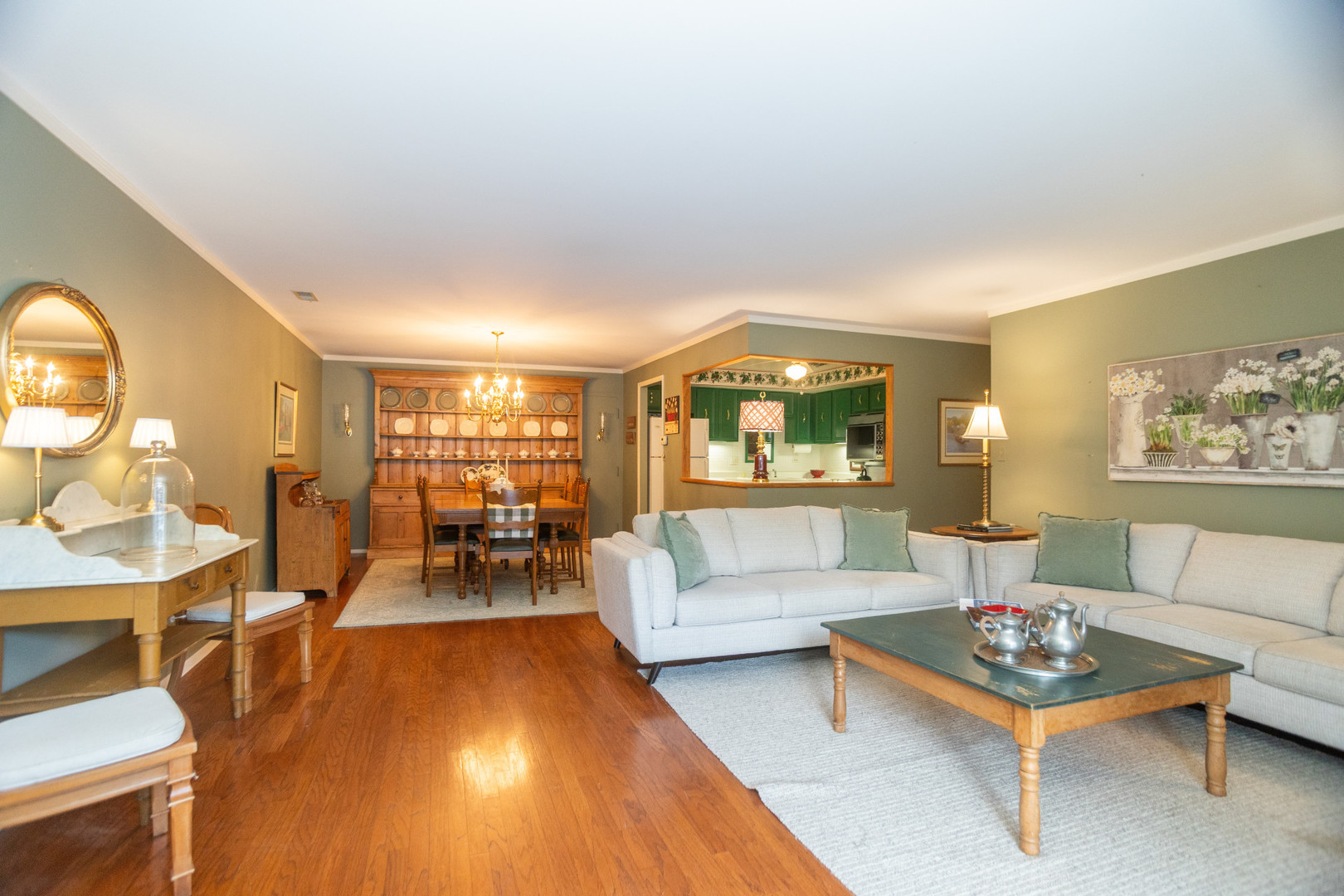 221 N Kenilworth Avenue Unit: 109