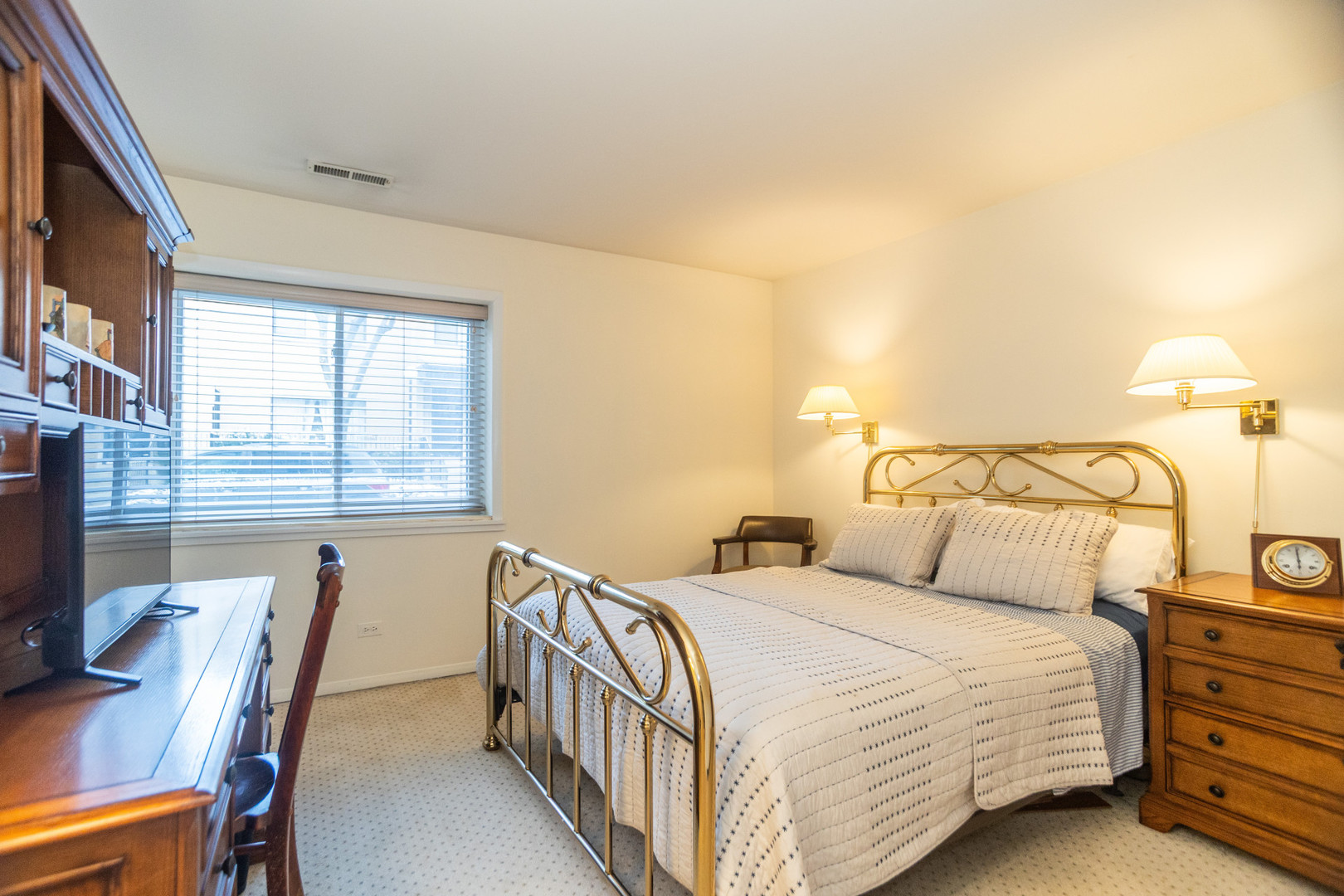 221 N Kenilworth Avenue Unit: 109