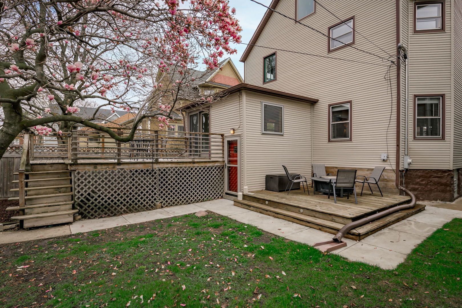 419 N Taylor Avenue